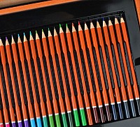 Painting set 174pcs in a case