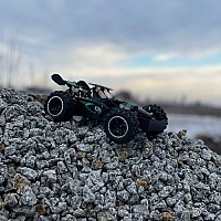 Remote-controlled off-road vehicle Kruzzel 24819