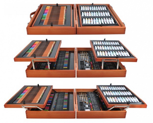 Painting set 174pcs in a case