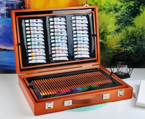 Painting set 174pcs in a case