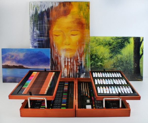Painting set 174pcs in a case